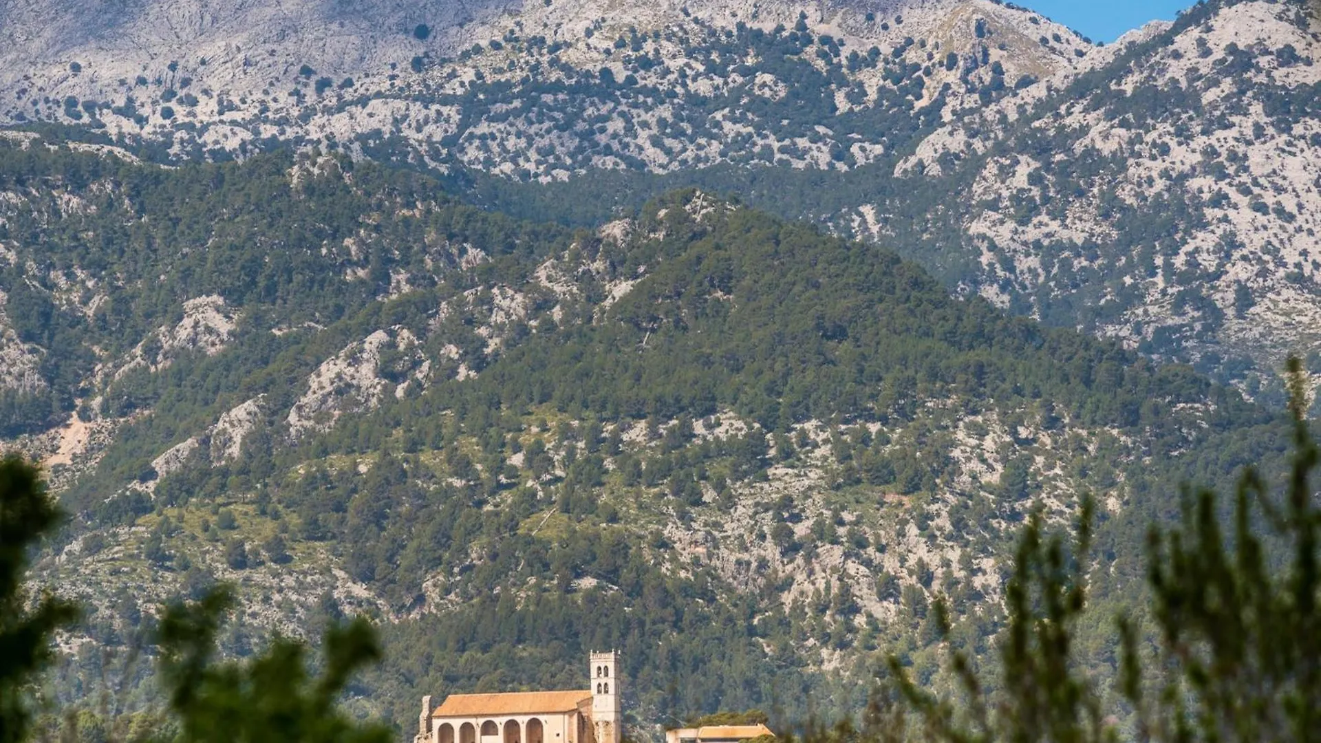 Holiday Home In Inca With Pool & Mountain Views Spanien