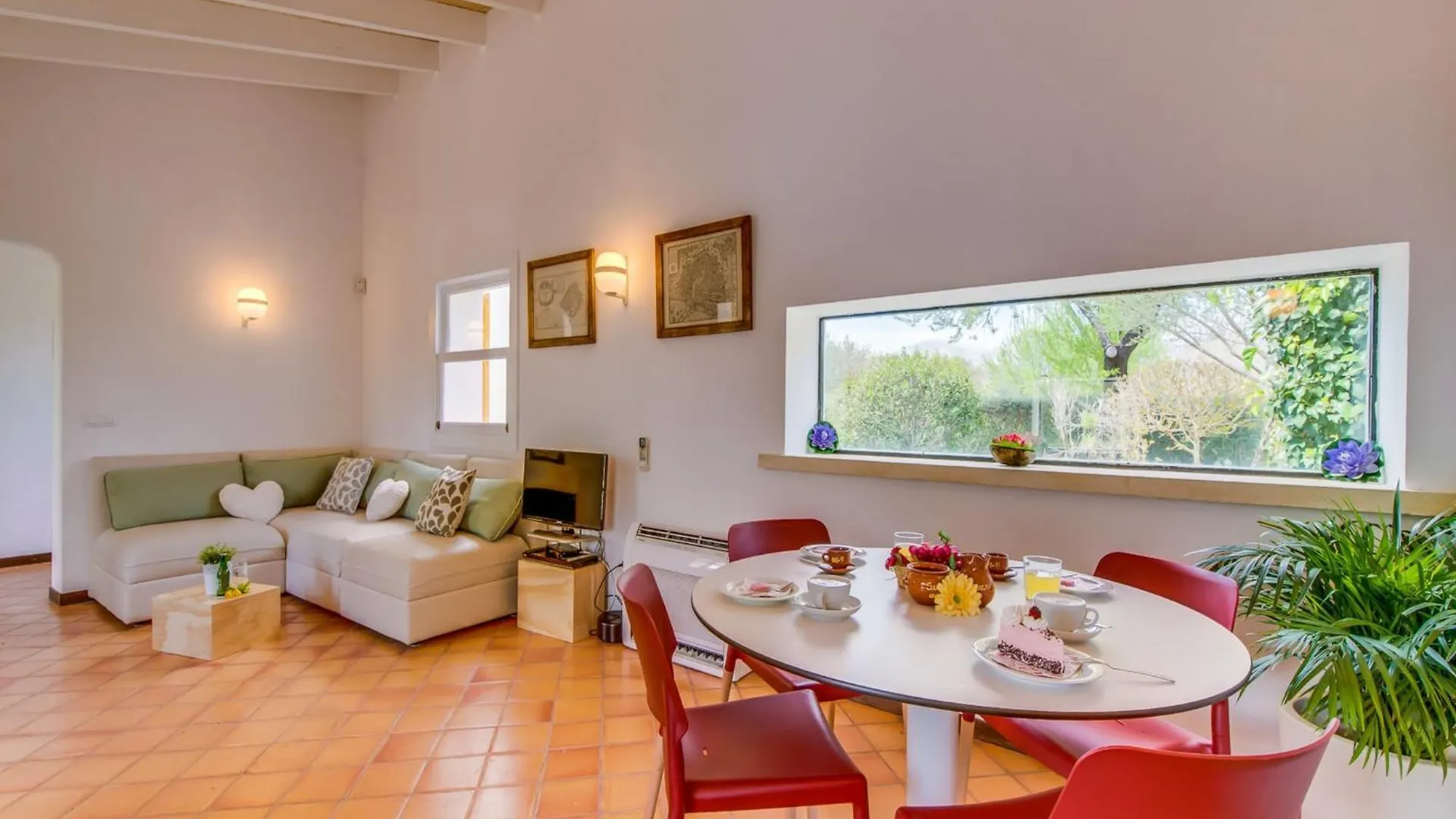 Holiday Home In Inca With Pool & Mountain Views
